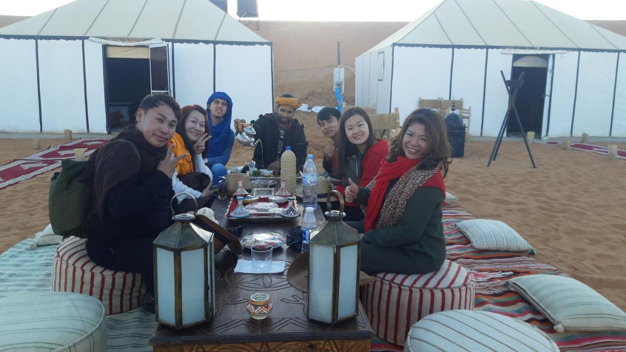 Abdo Luxury Camp With Heating Hotel เมอร์ซูกา ภายนอก รูปภาพ